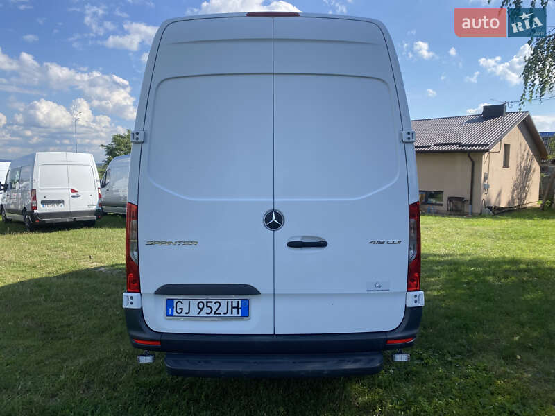 Грузовой фургон Mercedes-Benz Sprinter 2022 в Дубно