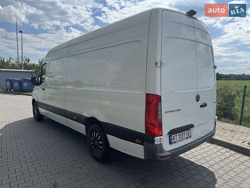 Грузовой фургон Mercedes-Benz Sprinter 2021 в Ивано-Франковске