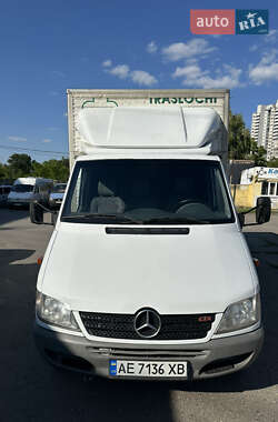 Грузовой фургон Mercedes-Benz Sprinter 2003 в 