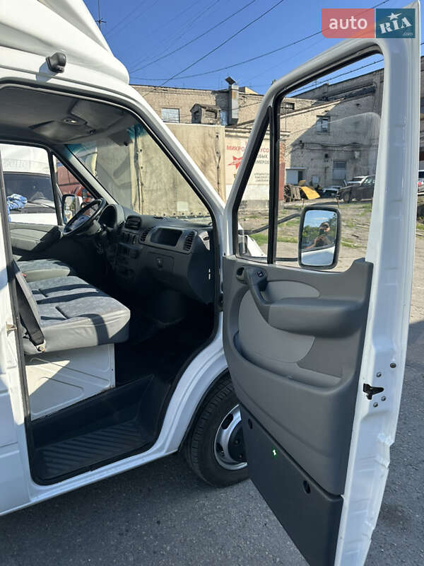 Грузовой фургон Mercedes-Benz Sprinter 2003 в Днепре