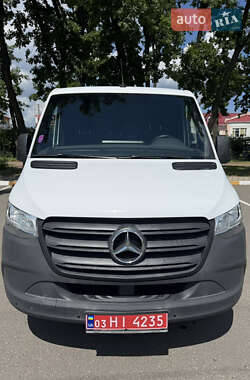 Грузовой фургон Mercedes-Benz Sprinter 2020 в 
