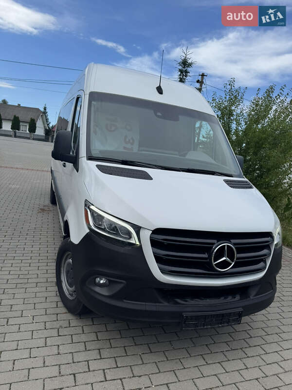 Вантажний фургон Mercedes-Benz Sprinter 2019 в Калуші