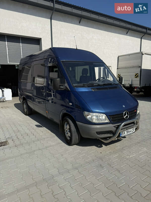 Микроавтобус Mercedes-Benz Sprinter 2005 в Хотине
