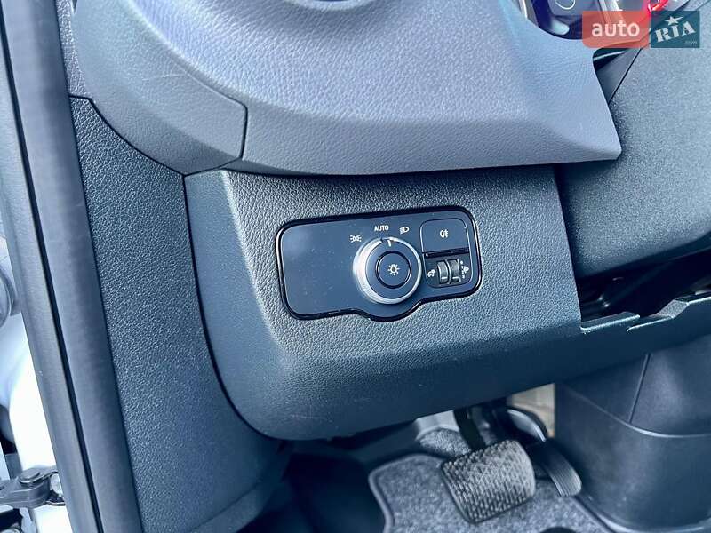 Грузовой фургон Mercedes-Benz Sprinter 2021 в Нововолынске
