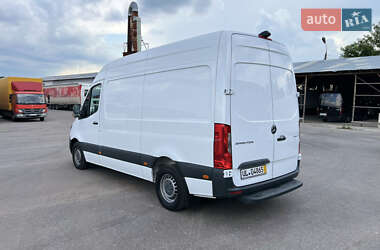 Грузовой фургон Mercedes-Benz Sprinter 2020 в 