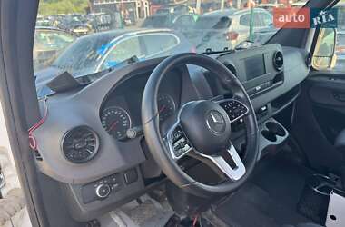 Грузовой фургон Mercedes-Benz Sprinter 2021 в 