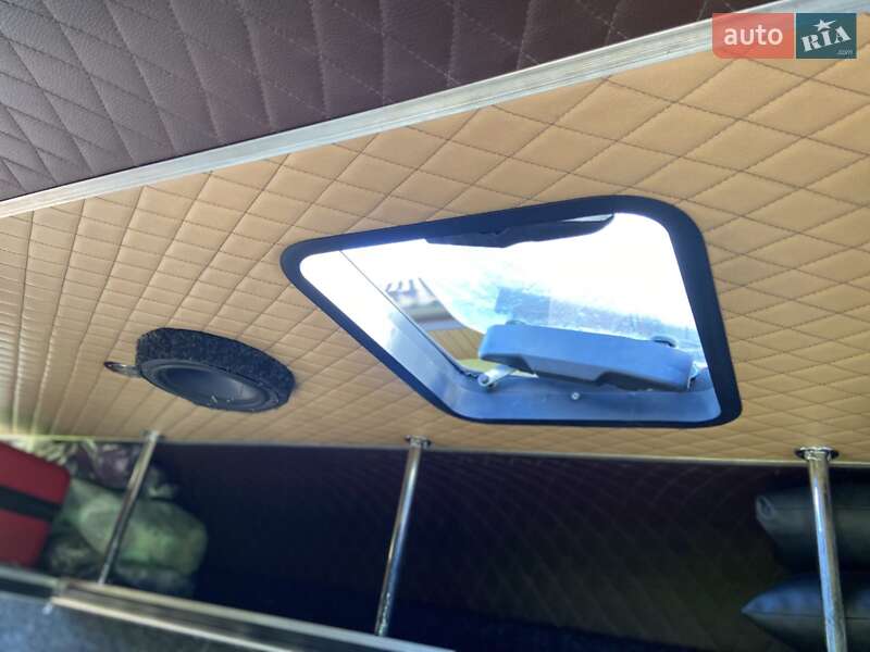 Микроавтобус Mercedes-Benz Sprinter 2005 в Калуше