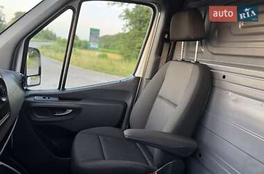 Грузовой фургон Mercedes-Benz Sprinter 2020 в 