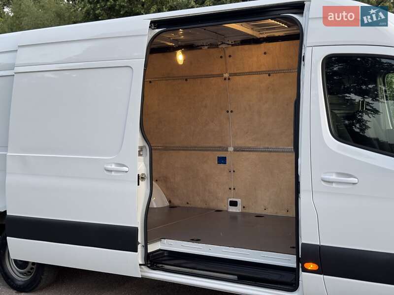 Грузовой фургон Mercedes-Benz Sprinter 2020 в Дубно
