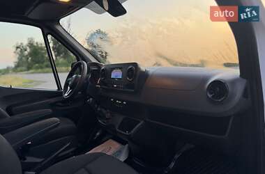 Грузовой фургон Mercedes-Benz Sprinter 2020 в 