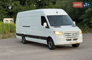 Грузовой фургон Mercedes-Benz Sprinter 2020 в 