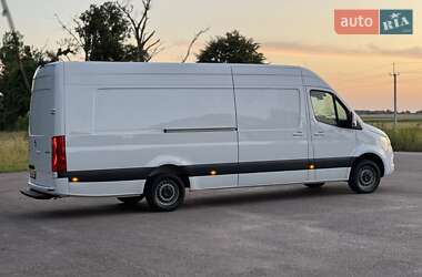 Грузовой фургон Mercedes-Benz Sprinter 2020 в 