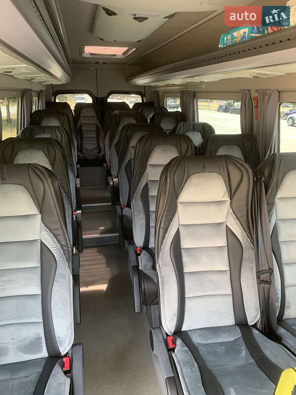 Туристический / Междугородний автобус Mercedes-Benz Sprinter 2015 в Киеве