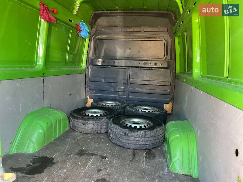 Грузопассажирский фургон Mercedes-Benz Sprinter 2006 в Стрые