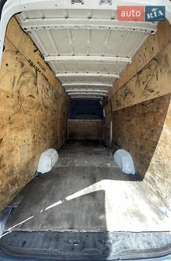 Грузовой фургон Mercedes-Benz Sprinter 2010 в 