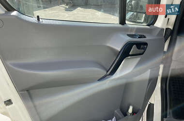 Грузовой фургон Mercedes-Benz Sprinter 2010 в 