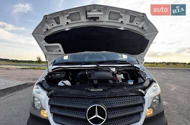 Грузовой фургон Mercedes-Benz Sprinter 2019 в 