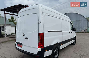 Грузовой фургон Mercedes-Benz Sprinter 2020 в 