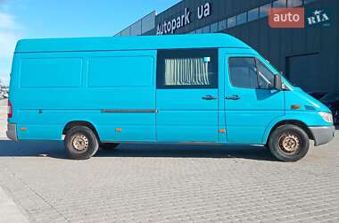 Микроавтобус Mercedes-Benz Sprinter 2004 в 