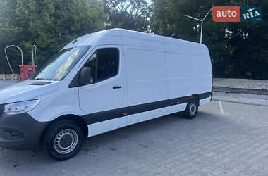 Грузовой фургон Mercedes-Benz Sprinter 2021 в 