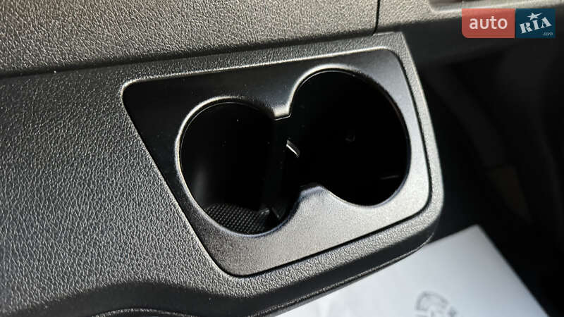 Грузовой фургон Mercedes-Benz Sprinter 2022 в Сваляве фото 137 Грузовой фургон Mercedes-Benz Sprinter 2022 в Сваляве