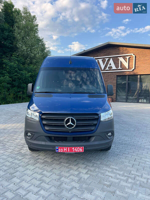 Грузовой фургон Mercedes-Benz Sprinter 2022 в Черновцах