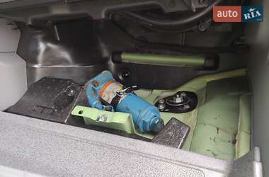 Грузовой фургон Mercedes-Benz Sprinter 2011 в 