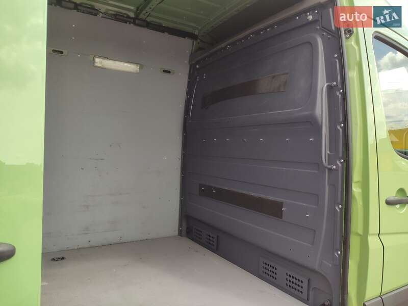 Грузовой фургон Mercedes-Benz Sprinter 2011 в Ровно