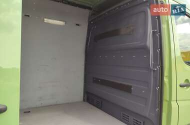 Грузовой фургон Mercedes-Benz Sprinter 2011 в 