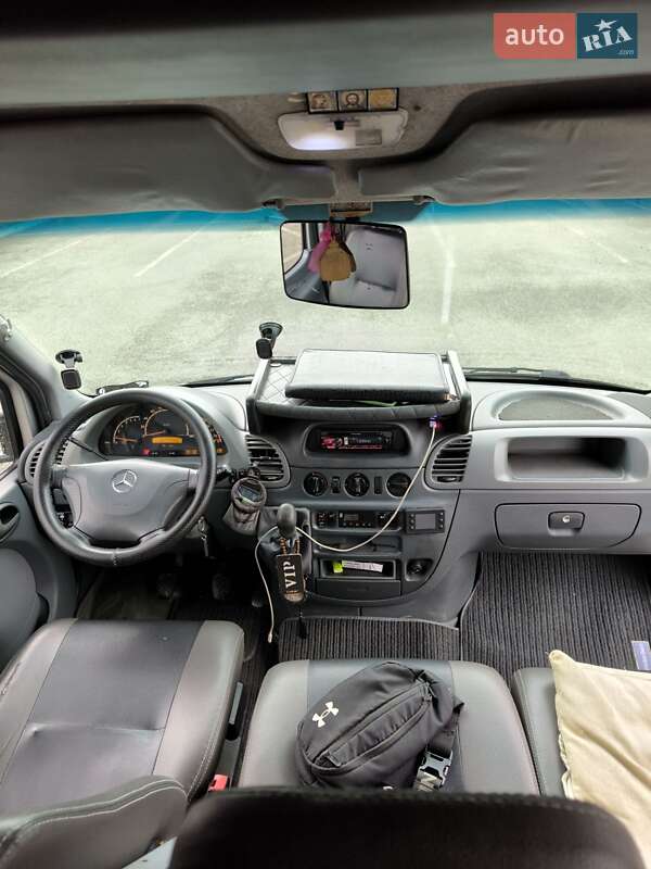 Микроавтобус Mercedes-Benz Sprinter 2005 в Сваляве