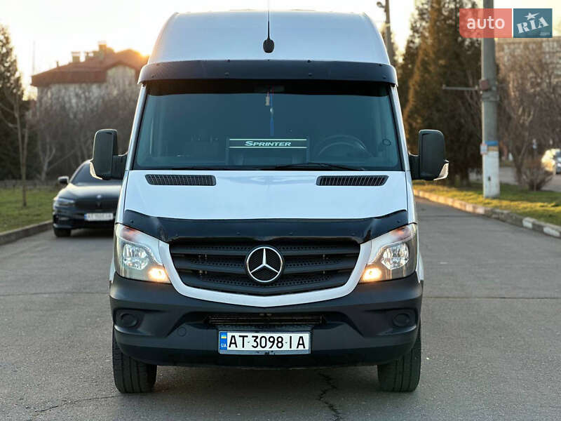 Мікроавтобус Mercedes-Benz Sprinter 2017 в Івано-Франківську фото 3 Мікроавтобус Mercedes-Benz Sprinter 2017 в Івано-Франківську
