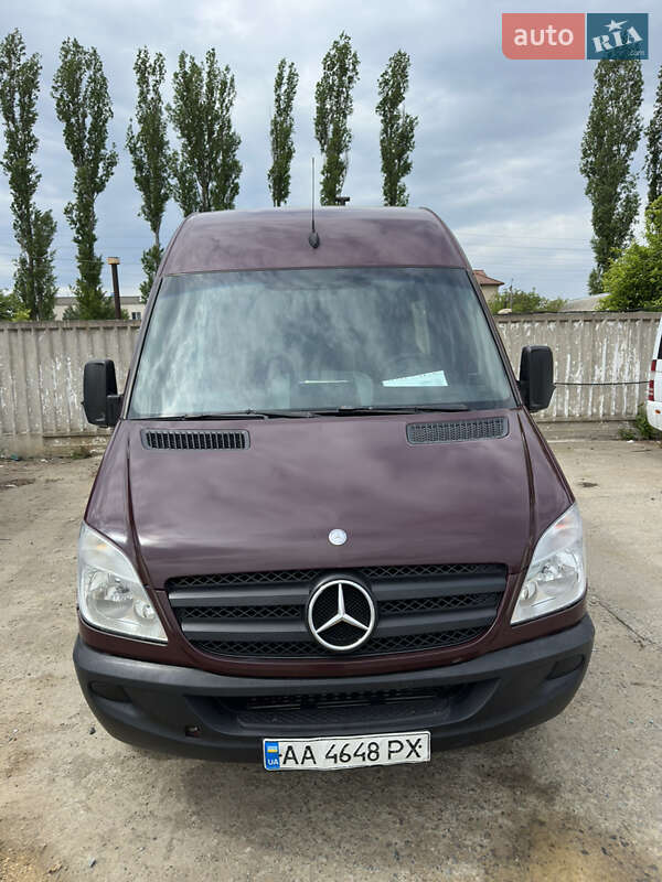 Mercedes-Benz Sprinter 2010