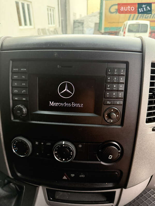 Грузовой фургон Mercedes-Benz Sprinter 2016 в Хотине