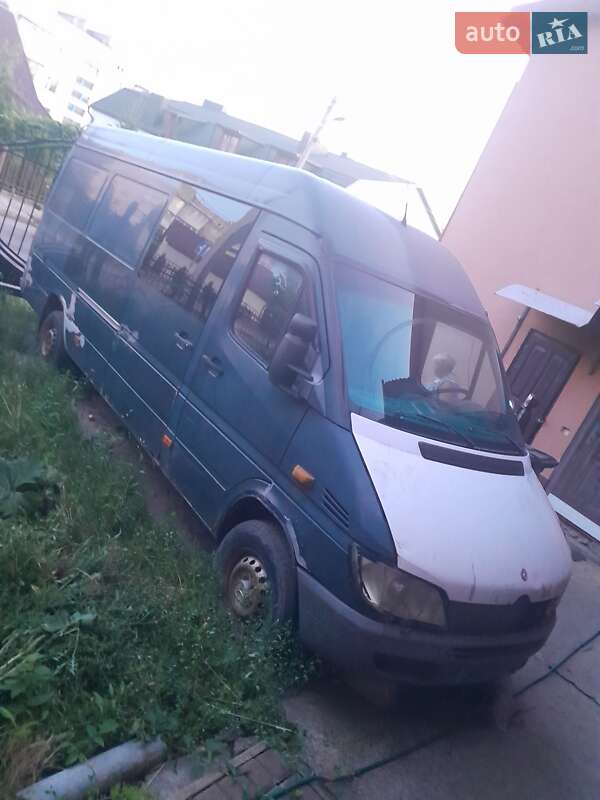 Mercedes-Benz Sprinter 2004