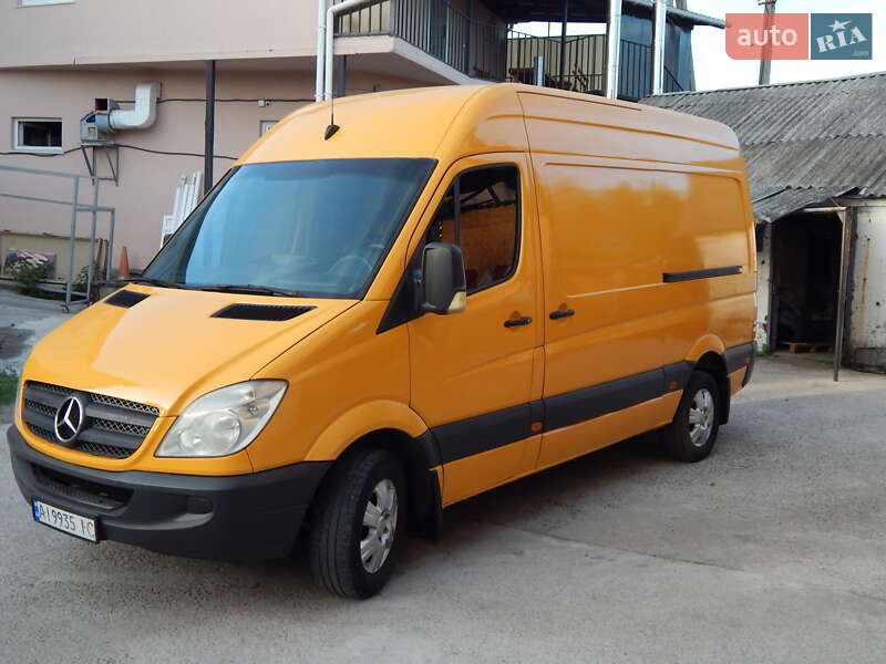 Грузовой фургон Mercedes-Benz Sprinter 2007 в 