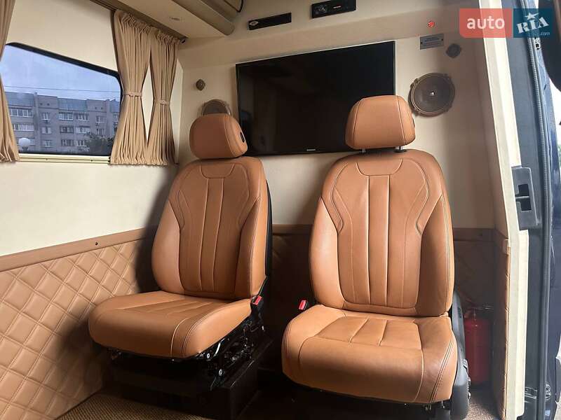 Микроавтобус Mercedes-Benz Sprinter 2013 в Киеве