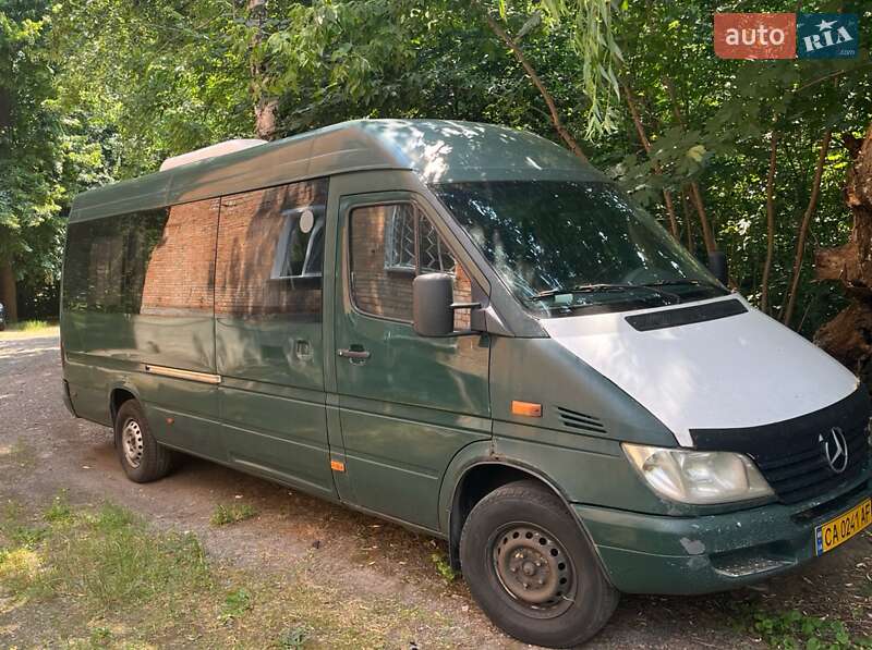 Пригородный автобус Mercedes-Benz Sprinter 2000 в Умани