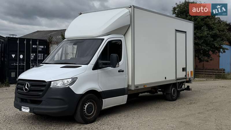 Mercedes-Benz Sprinter 2021