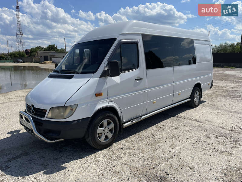 Mercedes-Benz Sprinter