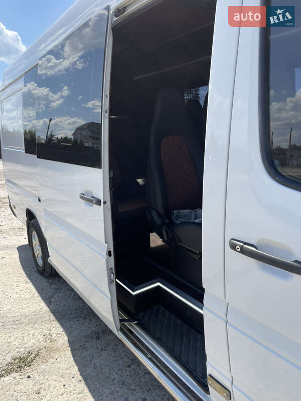 Микроавтобус Mercedes-Benz Sprinter 2005 в Черновцах