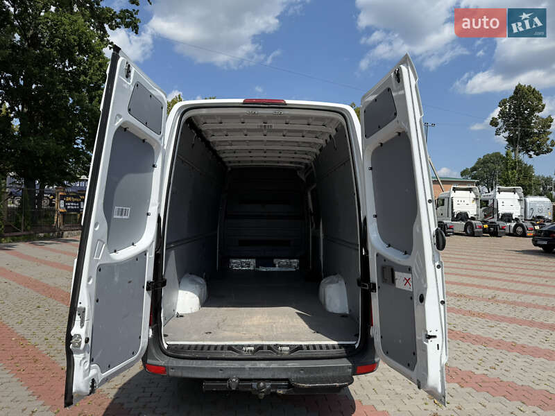Вантажний фургон Mercedes-Benz Sprinter 2016 в Вінниці