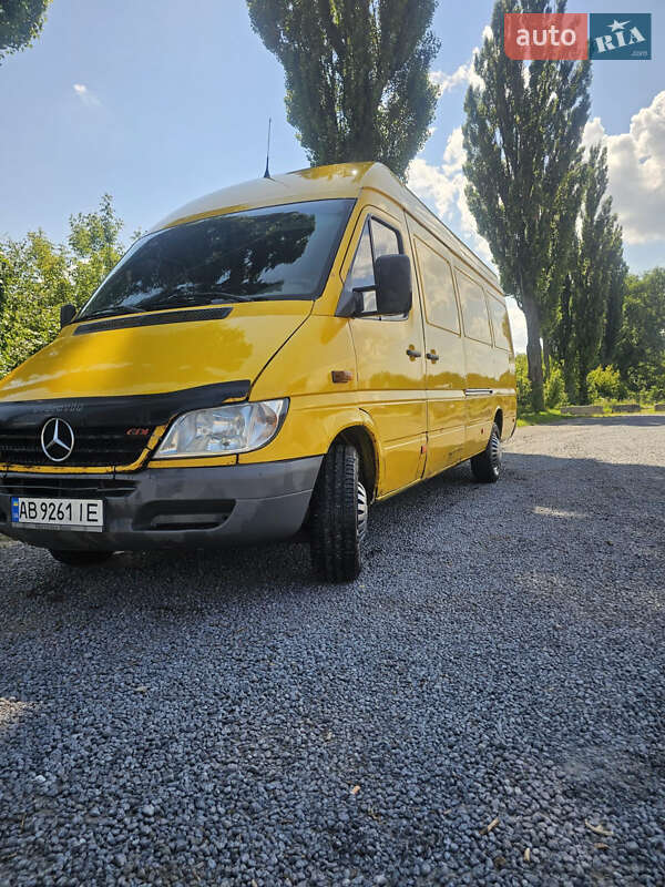 Mercedes-Benz Sprinter 2004