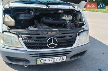 Грузовой фургон Mercedes-Benz Sprinter 2005 в 