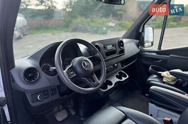 Грузовой фургон Mercedes-Benz Sprinter 2021 в 