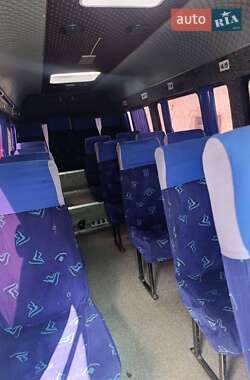 Микроавтобус Mercedes-Benz Sprinter 2002 в 