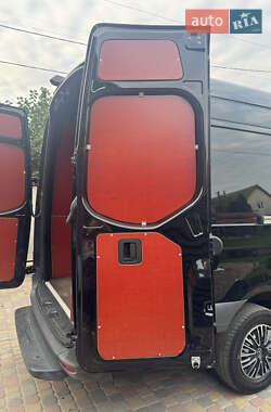 Грузовой фургон Mercedes-Benz Sprinter 2022 в 