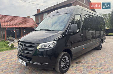 Грузовой фургон Mercedes-Benz Sprinter 2022 в 