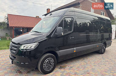 Грузовой фургон Mercedes-Benz Sprinter 2022 в 