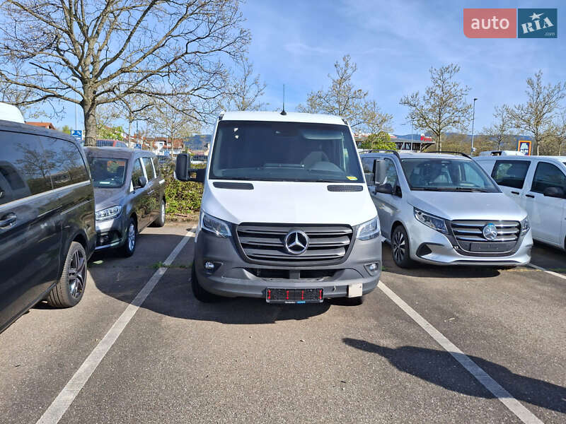 Автовоз Mercedes-Benz Sprinter 2021 в Киеве