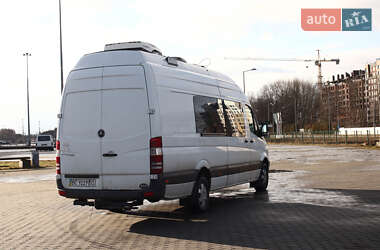 Дом на колесах Mercedes-Benz Sprinter 2007 в 